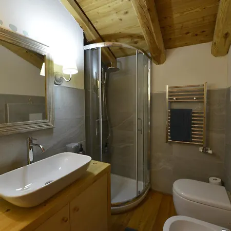 Walser Huus Apartamento